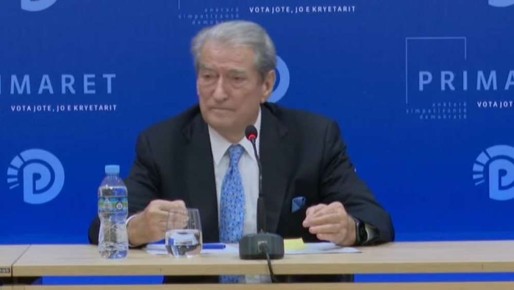 Berisha: Skandali i Ram&euml;s me avionin privat shkon n&euml; t&euml;