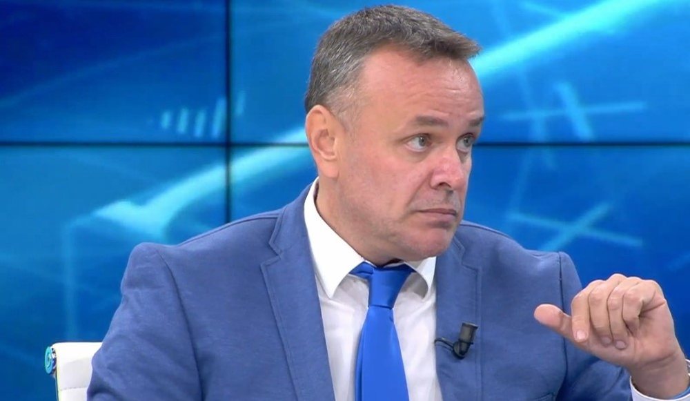 Pse iu b&euml; autopsia Lear Kurtit n&euml; 5 t&euml; m&euml;ngjesit?