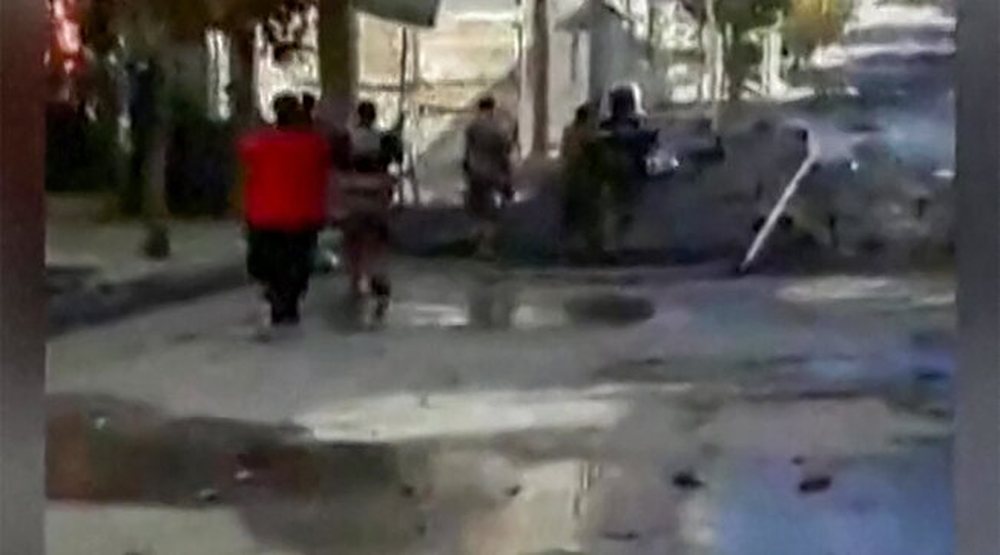 Iran, mbi 300 qytetar&euml; kan&euml; humbur jet&euml;n gjat&euml; protestave