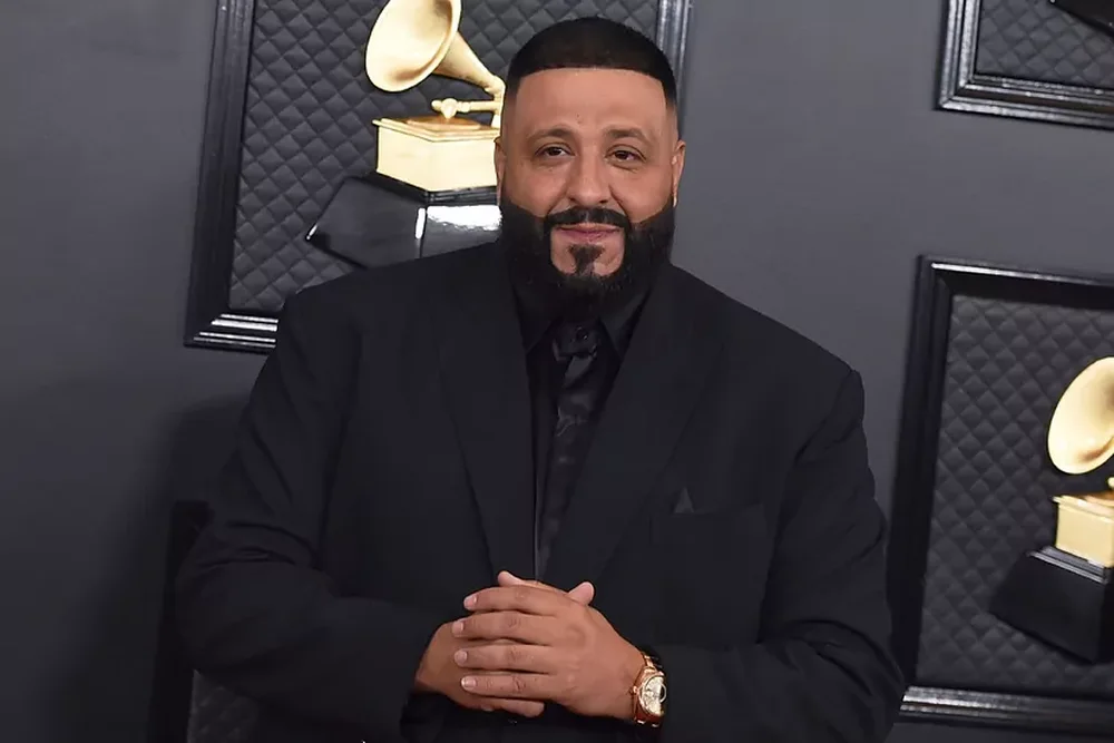 Dj Khaled nxjerr n&euml; Airbnb dollapin e tij t&euml; k&euml;puc&euml;ve
