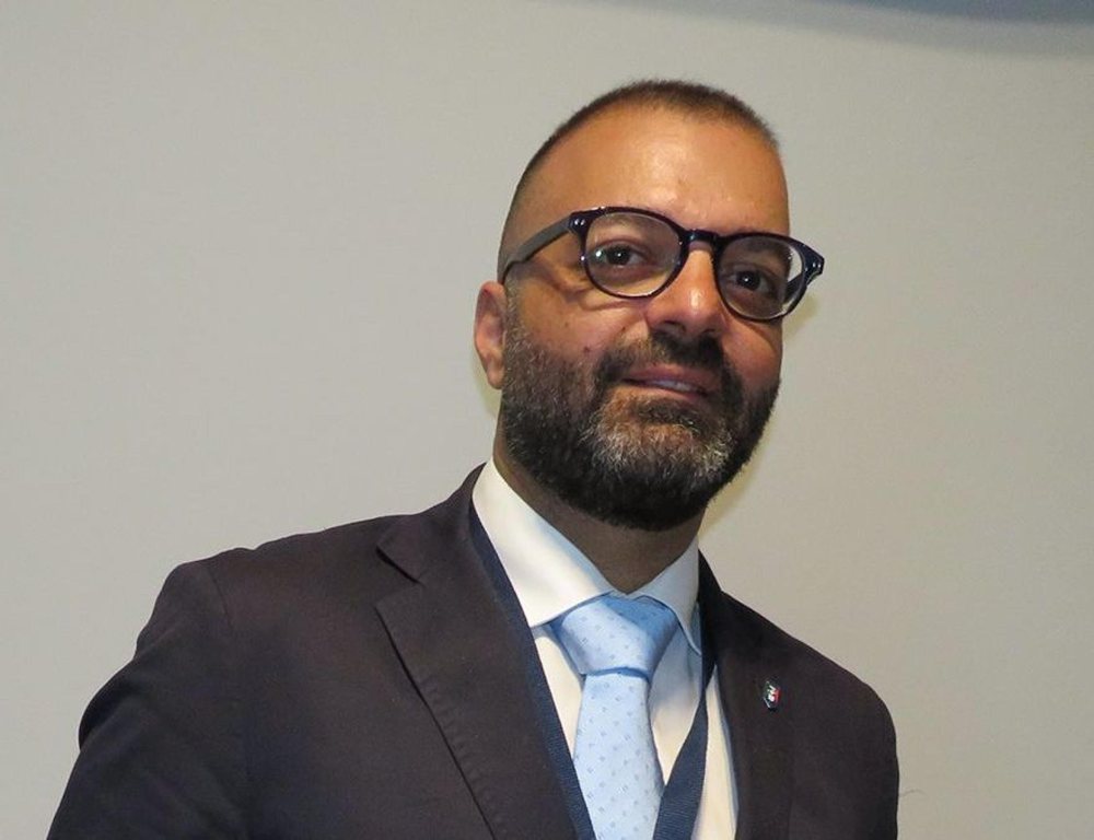Kryeprokurori i arbitrave nd&euml;rsa ishte n&euml; arrest sht&euml;pie p&euml;r