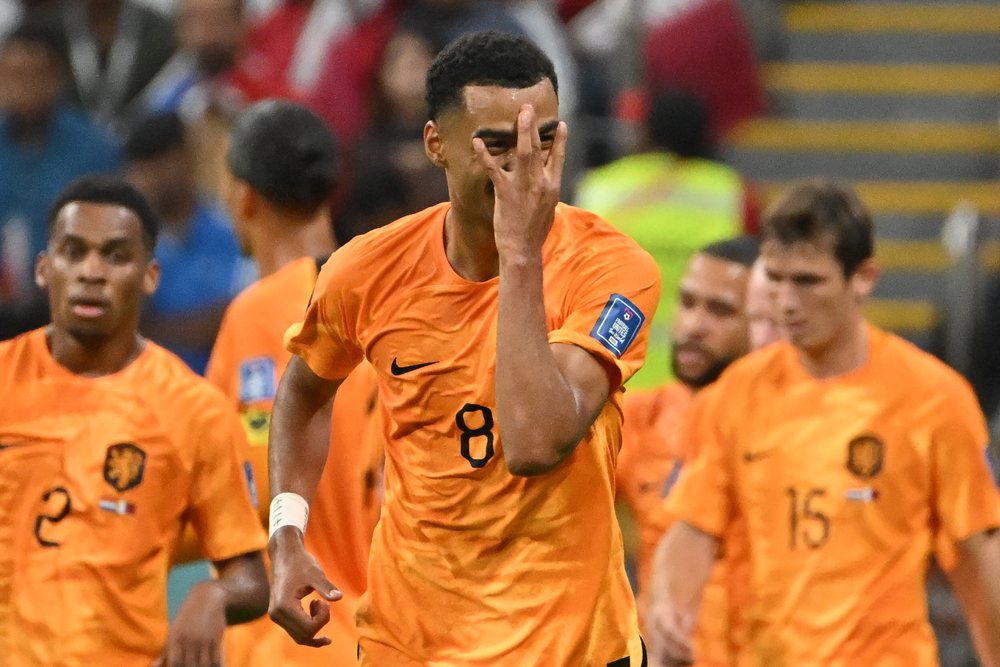 Video/ Gakpo e de Jong blindojn&euml; vendin e par&euml;: Holanda nuk fal