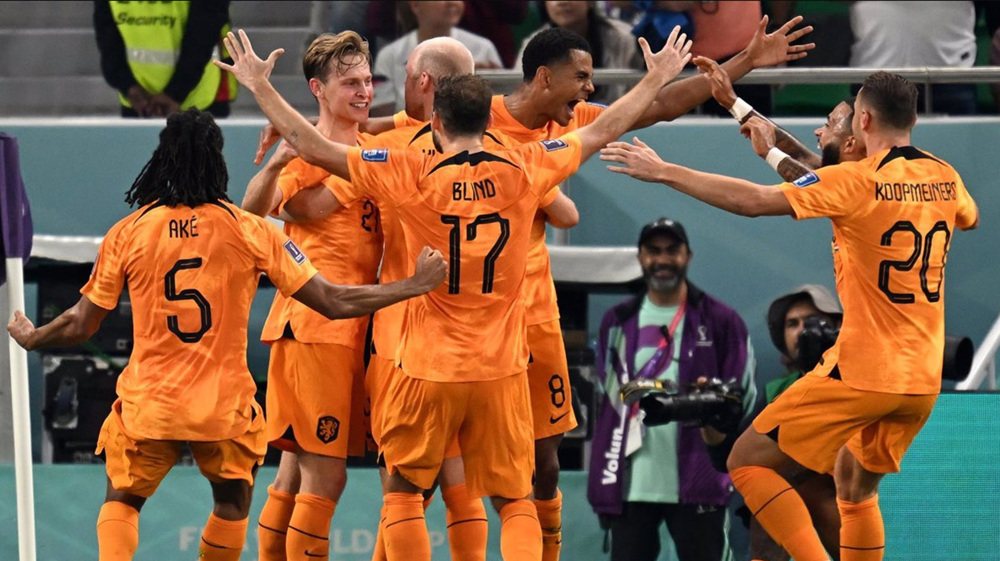 Katari, luksi p&euml;r t&euml; luajtur me Holand&euml;n: Oranje kualifikohen
