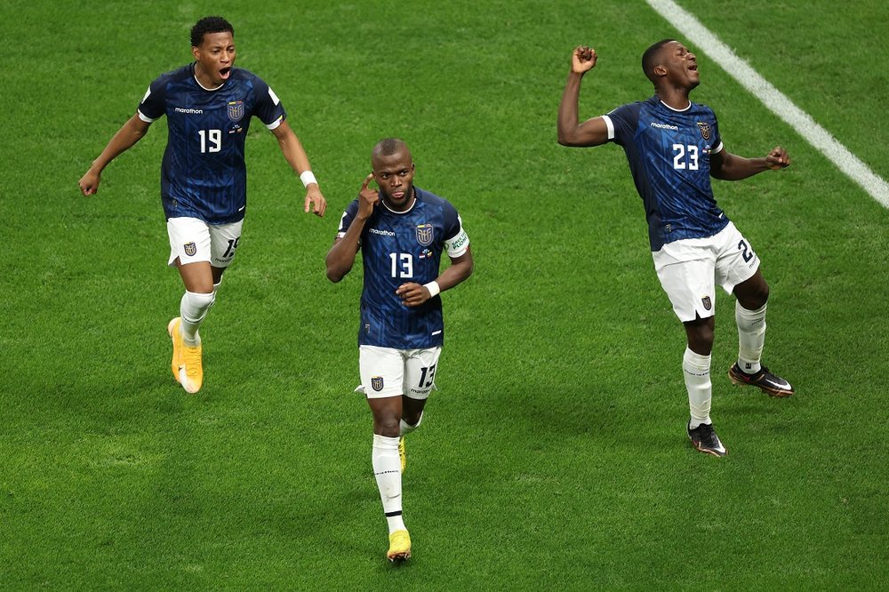 Video/ Valencia i p&euml;rgjigjet, por Holanda shp&euml;ton mir&euml; nga