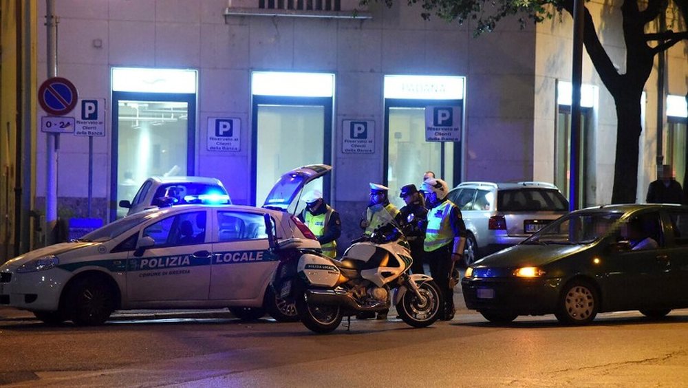 Itali/ 30-vje&ccedil;ari shqiptar p&euml;rplaset nga makina n&euml; mes t&euml;