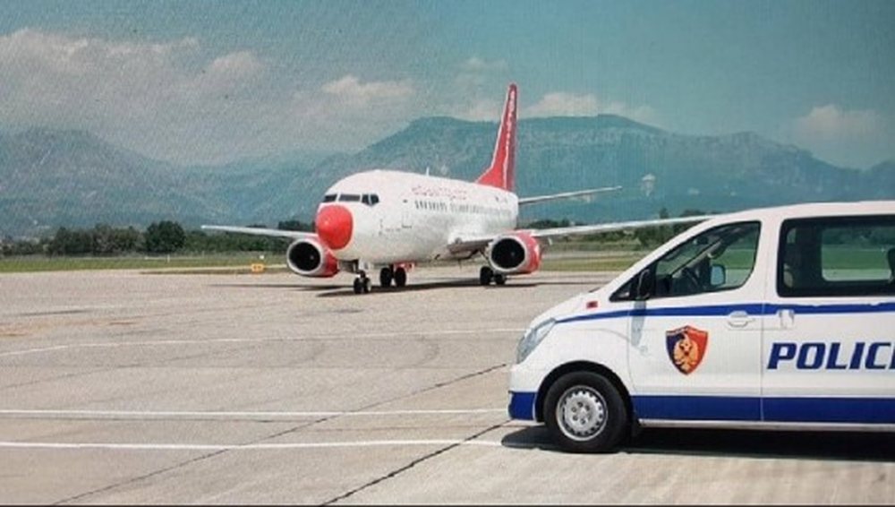 I shpallur n&euml; k&euml;rkim nd&euml;rkomb&euml;tar, 41-vje&ccedil;ari