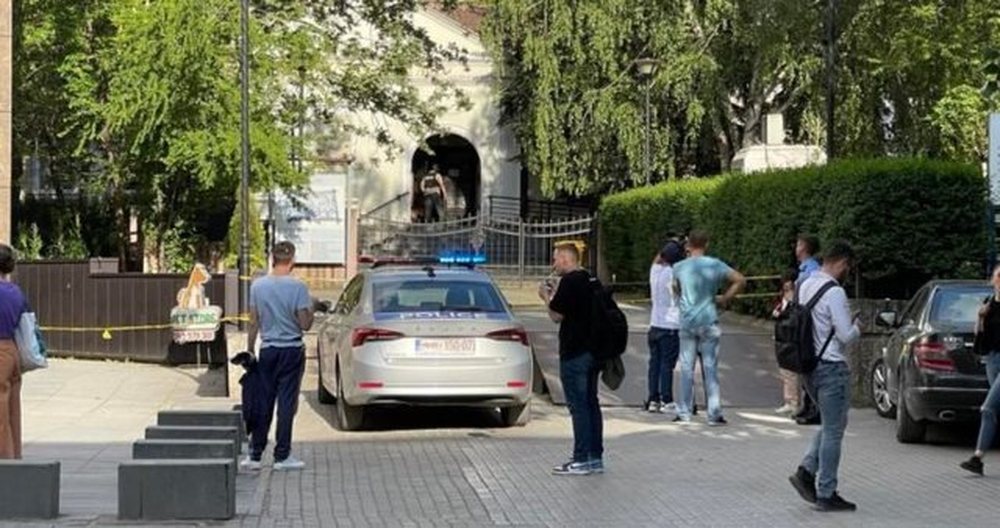 Alarm p&euml;r b&oslash;mb&euml; tek Drejtoria e Kufirit dhe Migracionit n&euml;