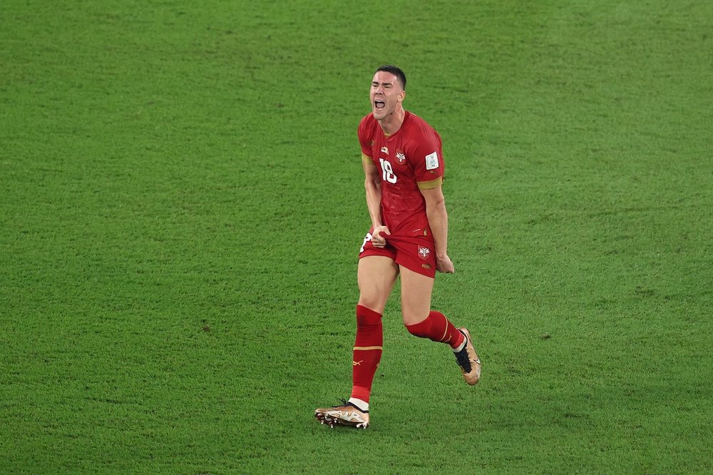 Video/ "Po ja u q*fsha at&euml; nan&euml;": Xhaka reagon pas