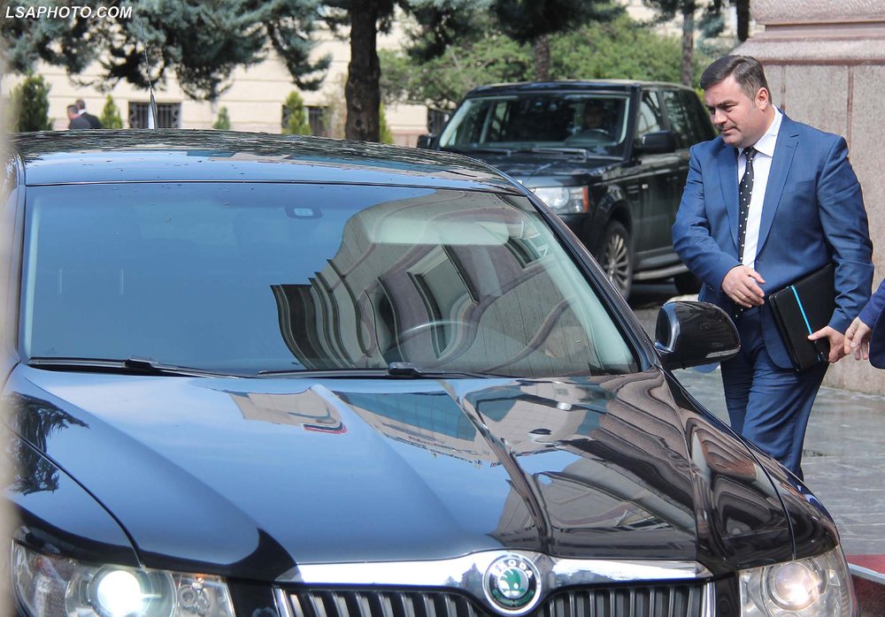 Rama shtr&euml;ngon radh&euml;t e SHISH me largimin e Bendos nga detyra