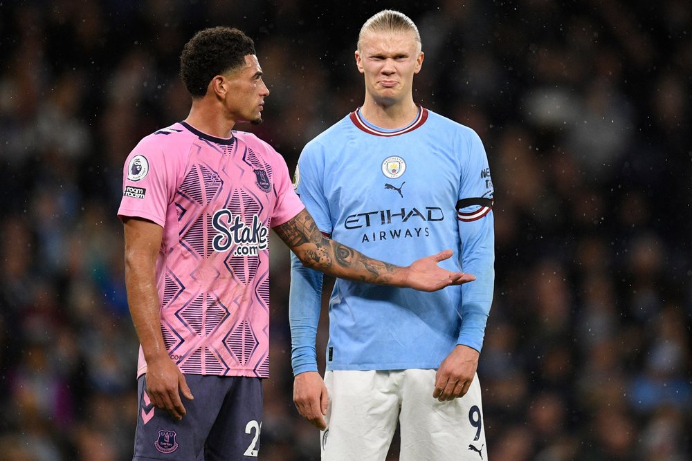 Video/ Manchester City ndalet n&euml; fund t&euml; vitit, duke humbur nga