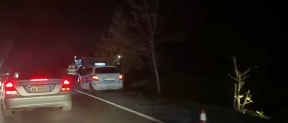 Aksident n&euml; aksin rrugor Lezh&euml;-Milot, dy makina p&euml;rplasen me