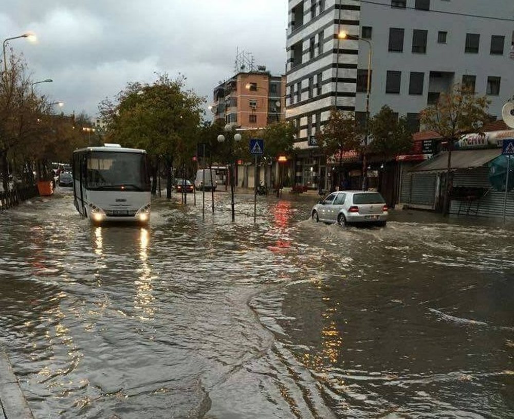 Situata e motit t&euml; keq n&euml; Lezh&euml;, 220 ha tok&euml; bujq&euml;sore