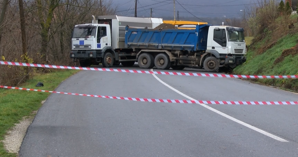Sulmohet ekipi i gazetar&euml;ve n&euml; veri t&euml; Kosov&euml;s