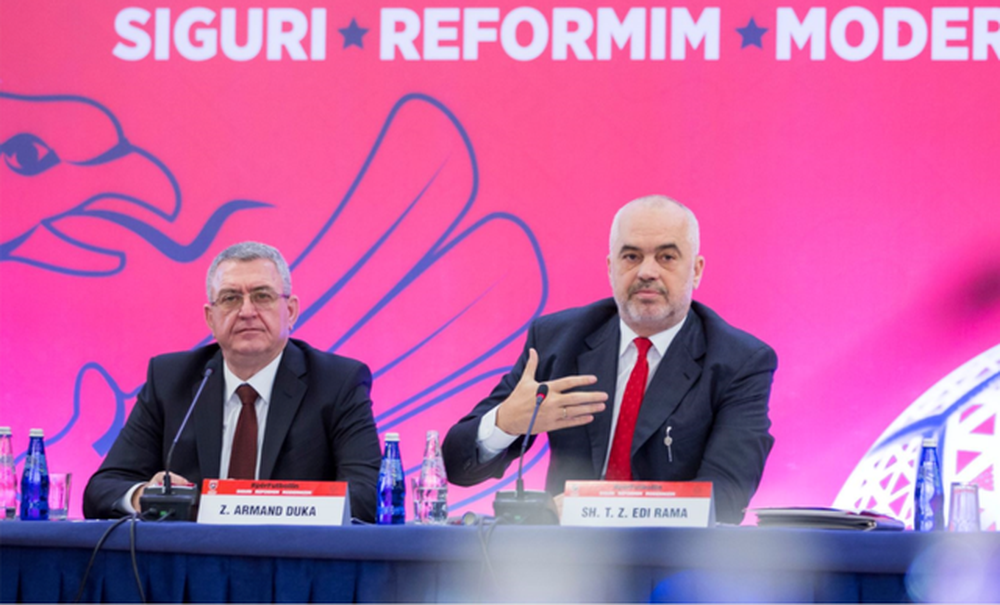 Zhdukja e Ram&euml;s n&euml; publik/ Duka: Kryeministri &euml;sht&euml;