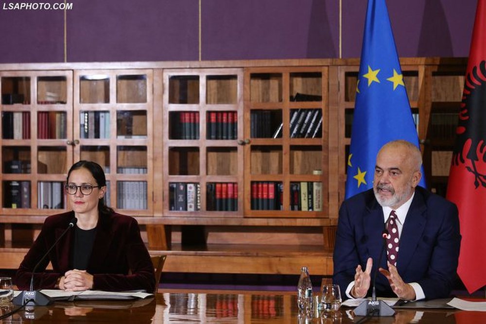 Shqip&euml;ria n&euml;n monitorim nga BE p&euml;r &ldquo;mosbashk&euml;punim