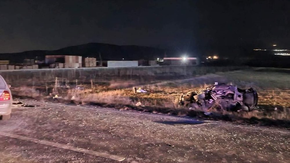 Aksidenti me kat&euml;r viktima n&euml; Ferizaj, nj&euml; nga drejtuesit humbi
