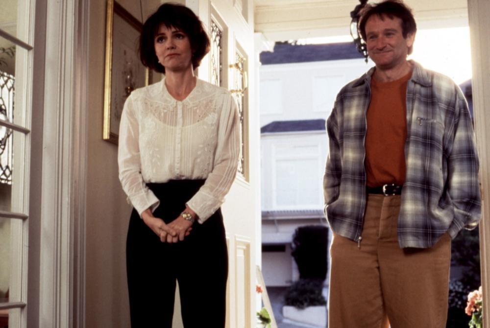 Sally Field kujton koh&euml;t me Robin Williams n&euml; 'Mrs.