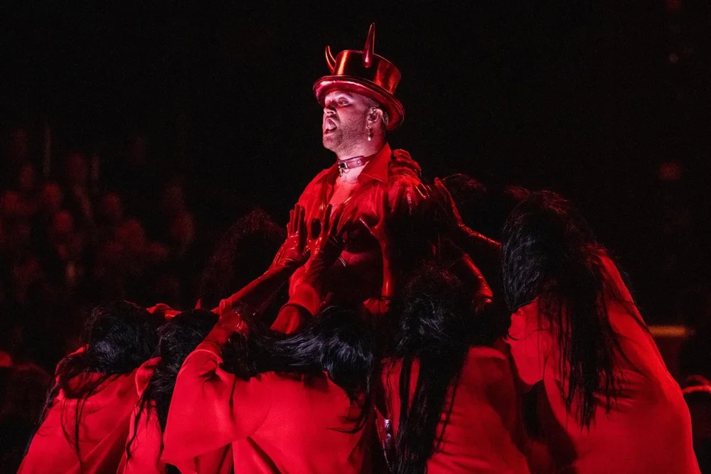 Sam Smith kritikohet p&euml;r perfomanc&euml;n n&euml; Grammy: Satanike