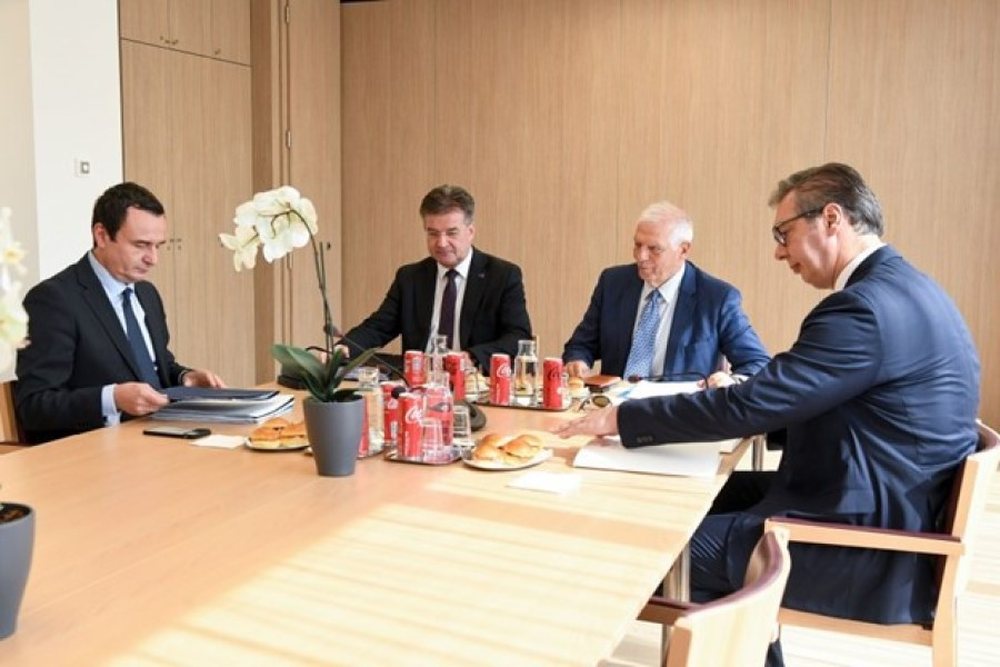 Dialogu Kosov&euml;-Serbi, Kurti dhe Vu&ccedil;i&ccedil; takohen sot n&euml;