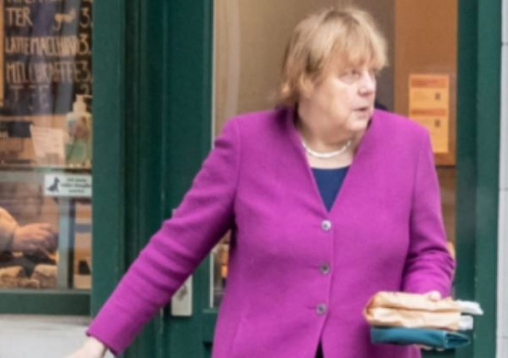 Nj&euml; foto e ish kancelares Merkel q&euml; do i'u habis&euml;