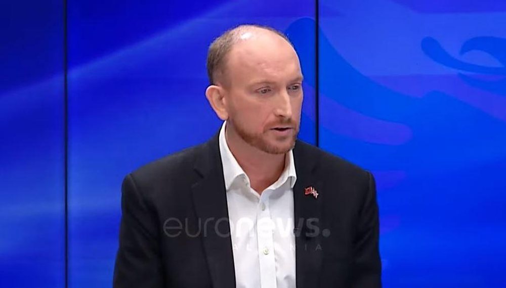 Ambasadori britanik: Pas Berish&euml;s do ket&euml; t&euml; tjer&euml;