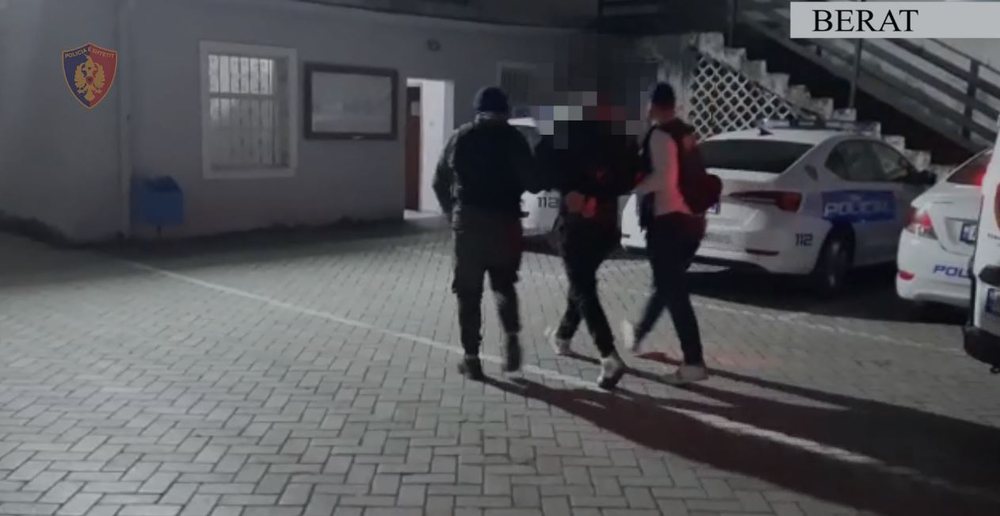 Iu gjet&euml;n 20 kg kanabis dhe municion luftarak n&euml; banes&euml;,