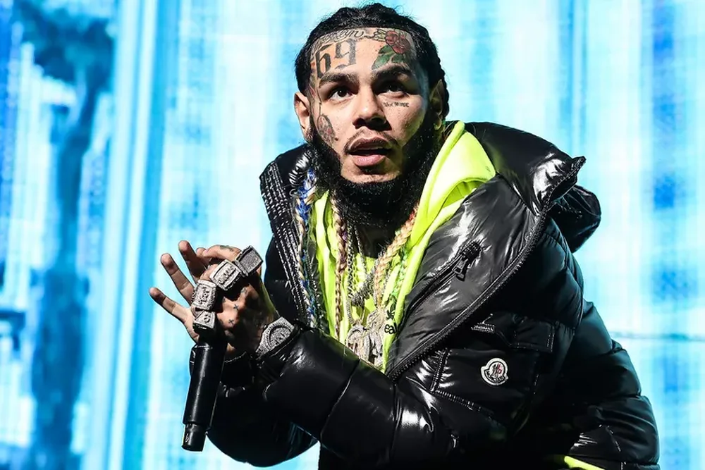 Zbulohet gjendja e reperit Tekashi 6ix9ine pas sulmit