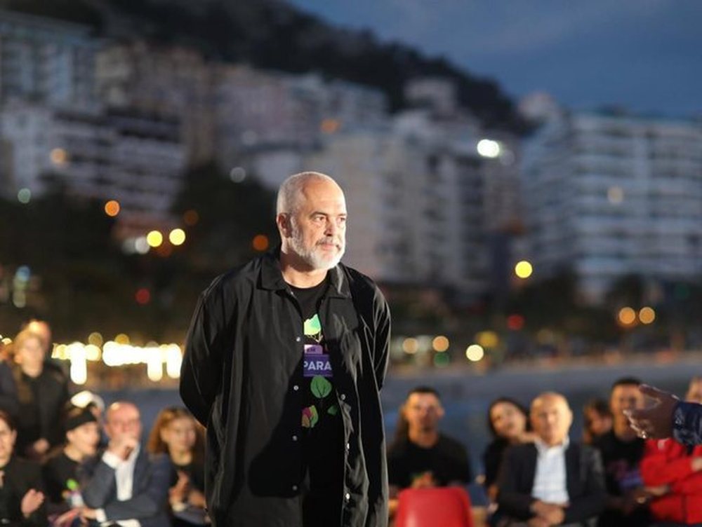 Rama k&euml;rc&euml;non kandidatin e pavarur n&euml; Sarand&euml;: Mbylle