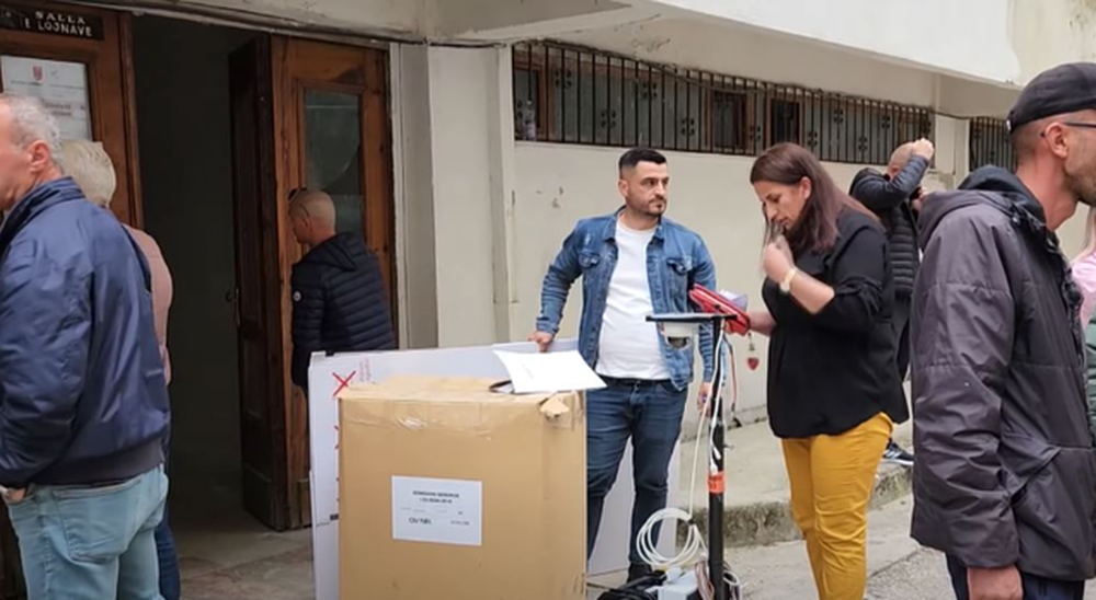 'Vendoret'/ Komisioner&euml;t e Alibeajt &ldquo;harrojn&euml;&rdquo;