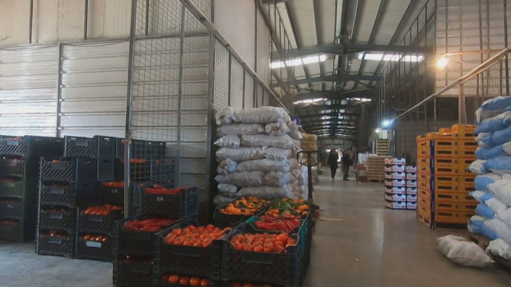 R&euml;nia e importit t&euml; ushqimeve zbulon emigracionin e lart&euml; dhe
