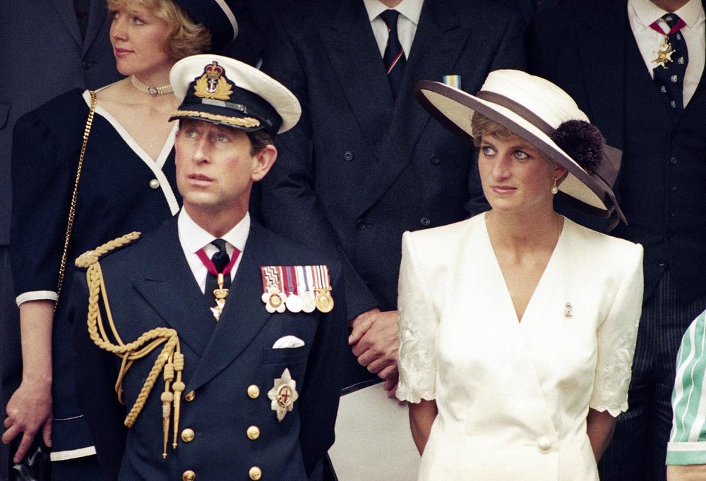 Ish punonj&euml;si mbret&euml;ror: Princesh&euml; Diana tradh&euml;toi e para