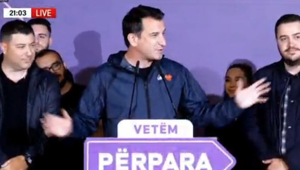 Veliaj nuk humb koh&euml; p&euml;r t&euml; festuar n&euml; Kam&euml;z: T'i