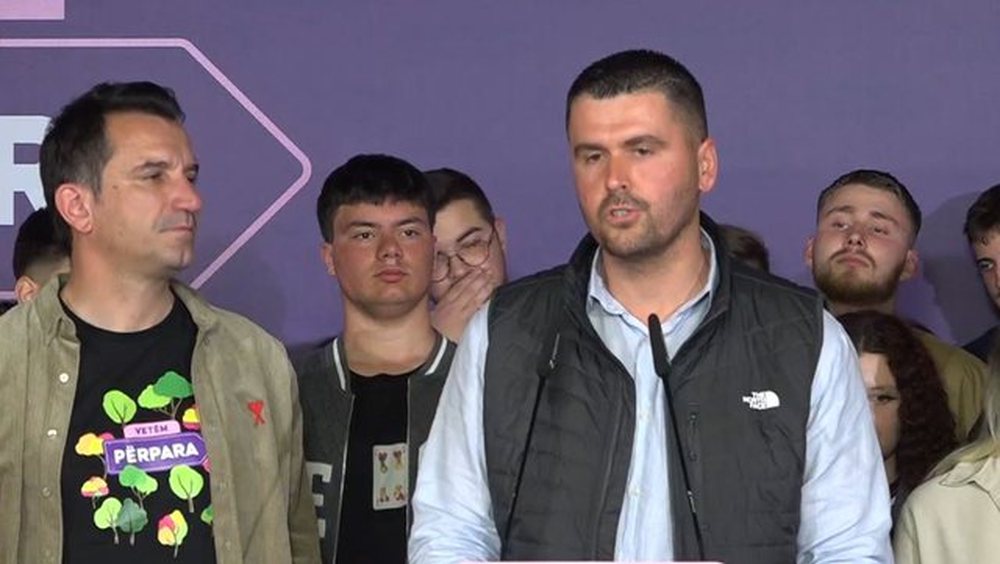 P&euml;rfundon rinum&euml;rimi, Rogozhina i mbetet PS