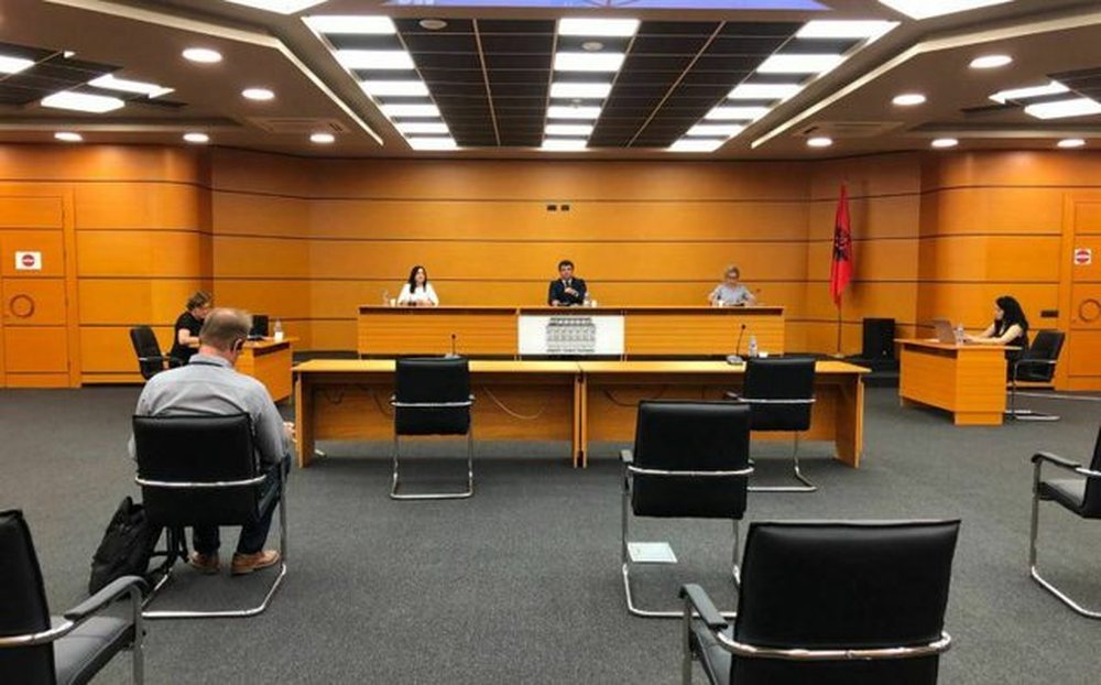 KPK nd&euml;rpreu vettingun p&euml;r Alfred Ball&euml;n, Komisioneri Publik e