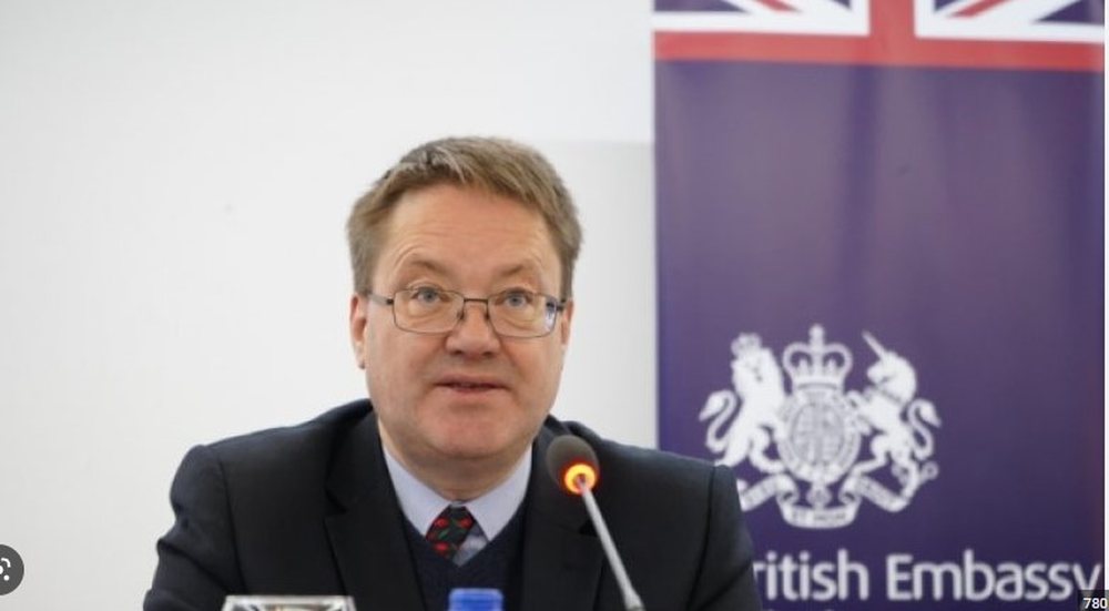 Ambasadori britanik n&euml; Kosov&euml;: T&euml; d&euml;gjohen k&euml;shillat e