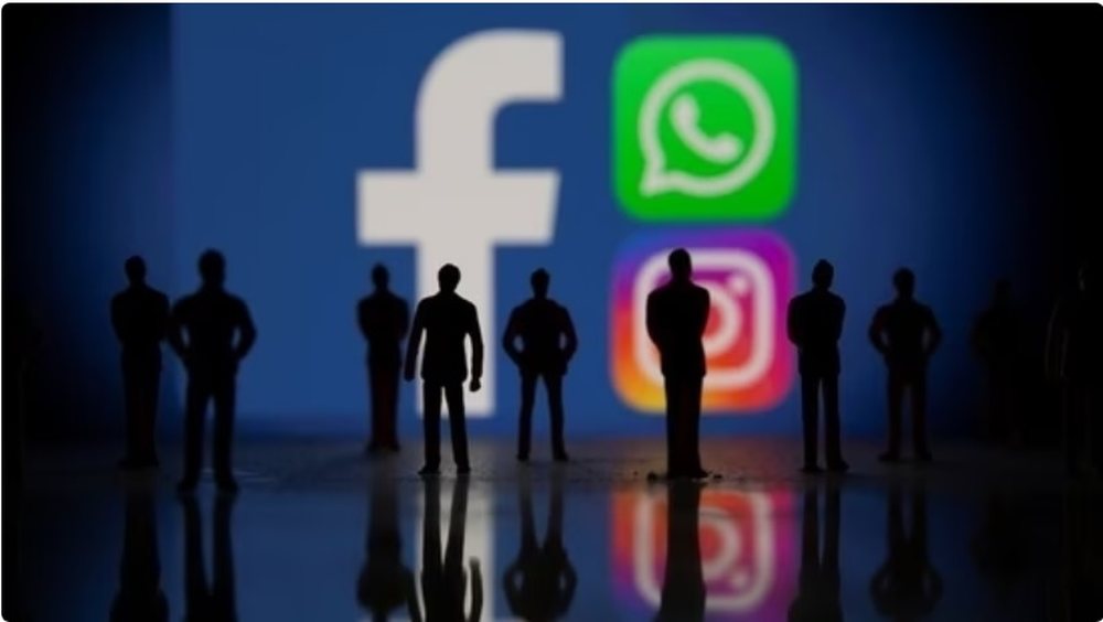 &Ccedil;'po ndodh/ Bllokohen Facebook, Instagram dhe WhatsApp
