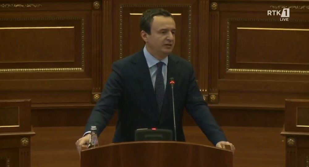 Tensionet n&euml; Veri/ Kurti: Nuk mund t&euml; mbyll syt&euml; kur grupet