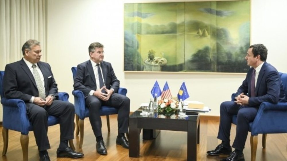 Kurti: T&euml; ndalen menj&euml;her&euml; sulmet e grupeve kriminale n&euml;