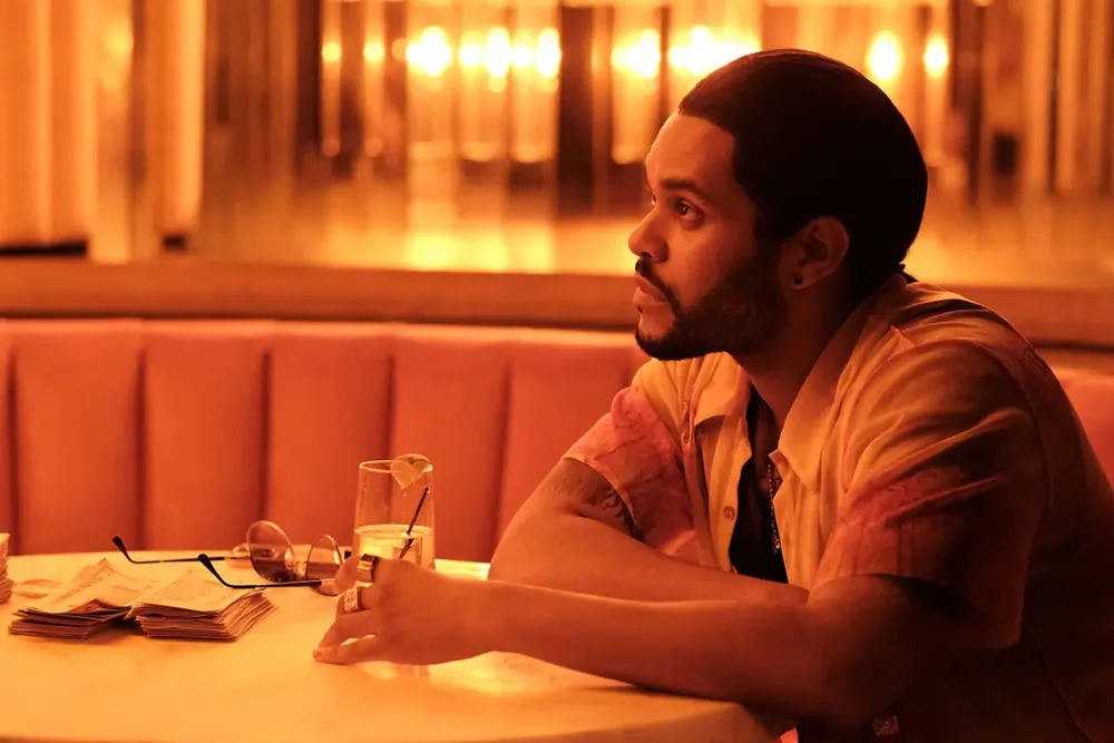 The Weeknd reagon ndaj kritikave p&euml;r skenat intime n&euml; The Idol