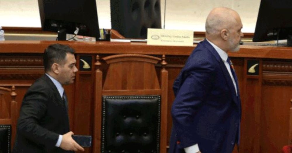 T&euml;rhiqet Rama, k&euml;rkon nj&euml; jav&euml; koh&euml; p&euml;r Arben