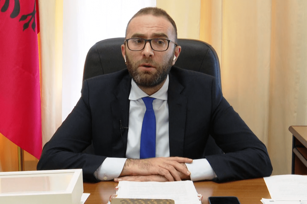 Bardhi njofton mbledhjen e grupit parlamentar: Sot, n&euml; or&euml;n 12