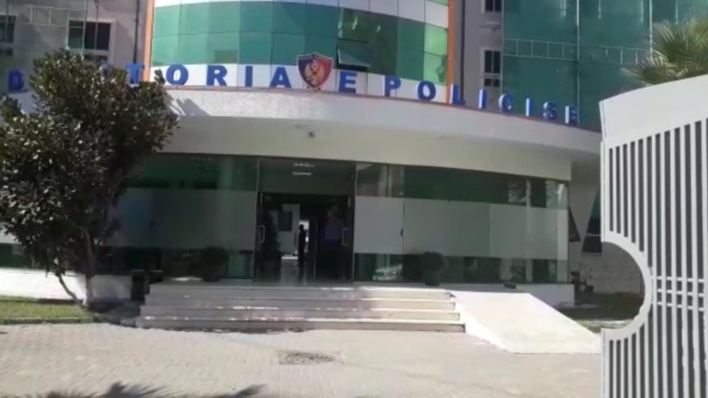 Arrestohen dy persona/ Shp&euml;rndanin kanabis dhe kokain&euml; n&euml; disa