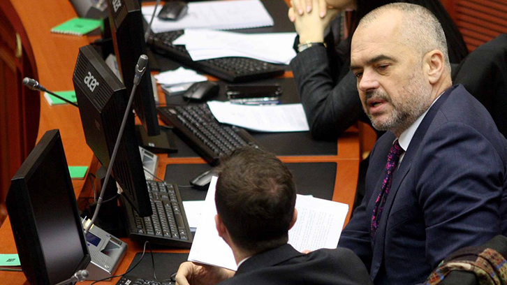 Edi Rama dhe Erjon Brace ne kuvend