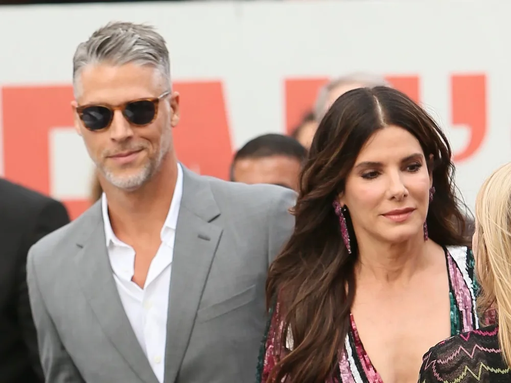 Ndahet nga jeta partneri i Sandra Bullock