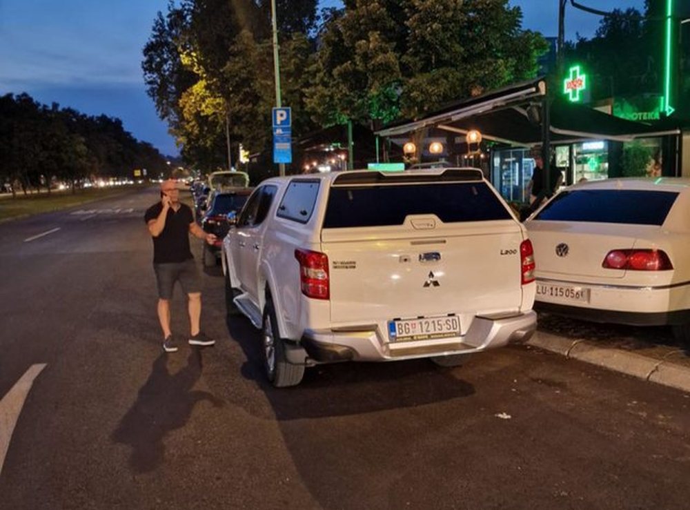Djali kishte veshur bluz&euml; me shqiponj&euml;, policia serbe terrorizon gruan