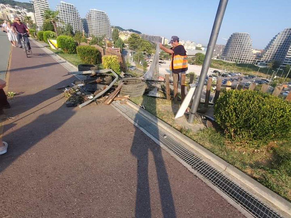 Foto/ Aksident te Diga e Liqenit, zhduket drejtuesi i mjetit
