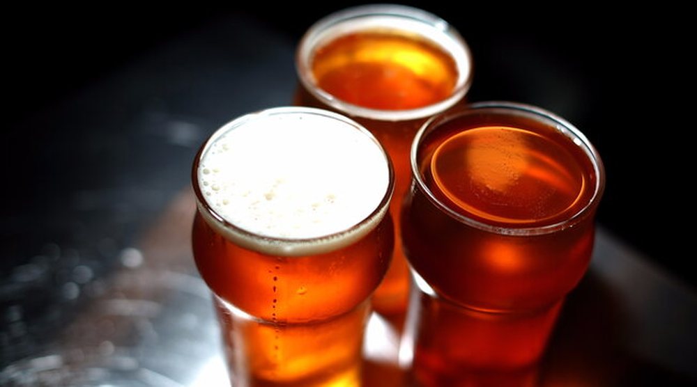 Stambolli ndalon alkoolin n&euml; parqe, plazhe dhe vende publike,