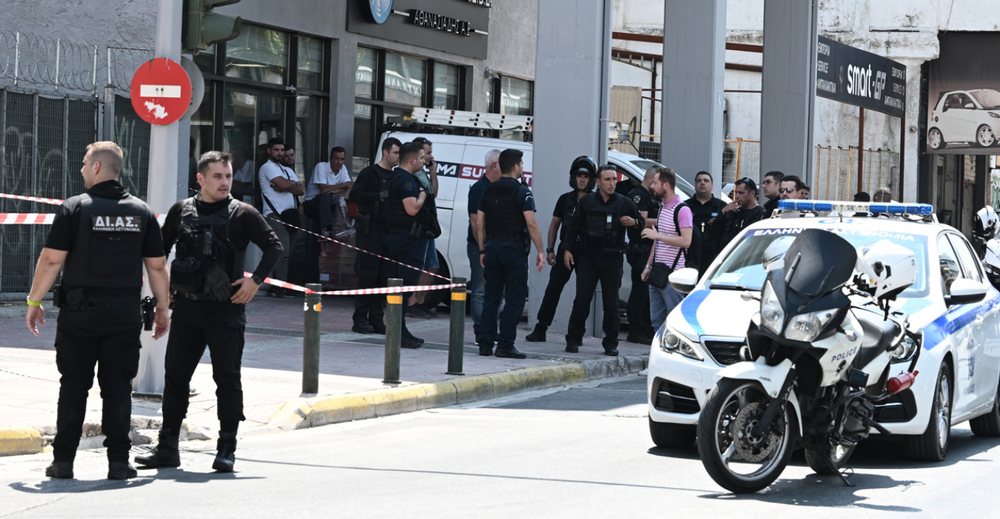 Del VIDEO/ Shqiptari tenton t&euml; grabis&euml; bank&euml;n n&euml;