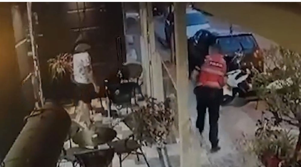 Del VIDEO/ Momenti kur u plagos efektivi i &ldquo;Shqiponjave&rdquo; n&euml;