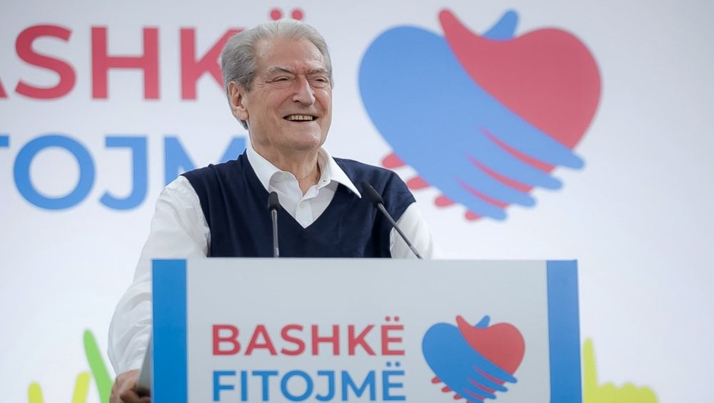 Berisha fushat&euml; n&euml; Kuk&euml;s: Safet Gjici fitoi 400 tendera nga Rama!